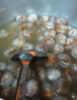 Bột lọc bọc thịt heo quay: Món chè đê mê đến từ xứ Huế